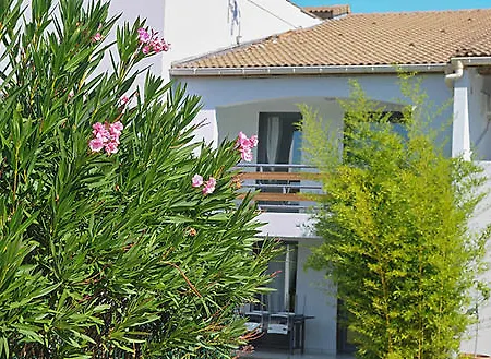 Janus Ardeche Hotel *